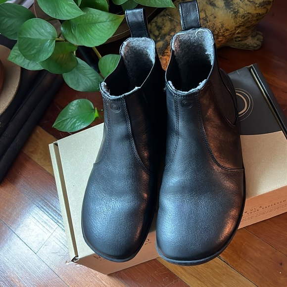 MUKISHOES Chelsea Ankle Boot - Picture 2 of 12